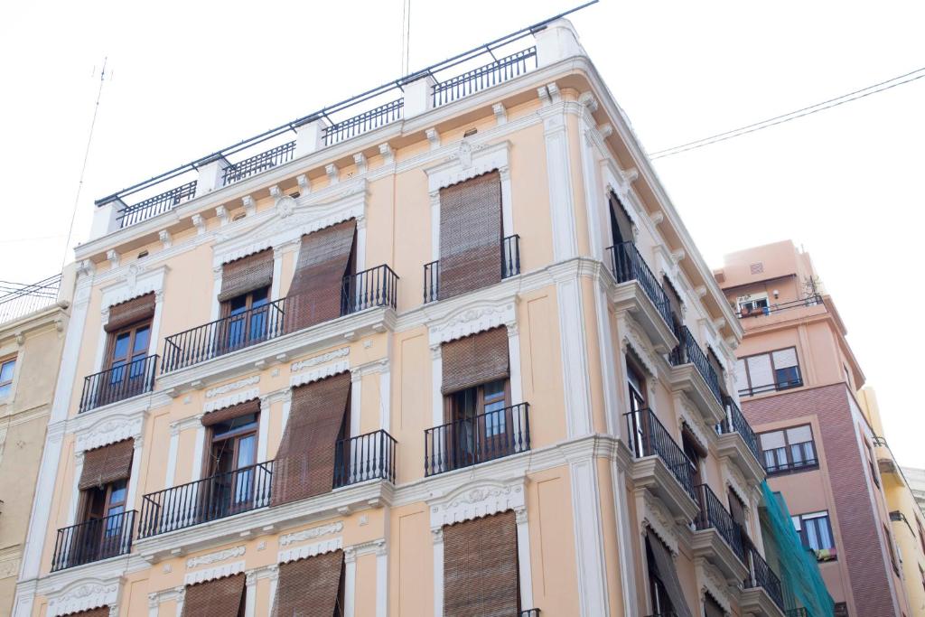 Living Valencia Apartments - Merced, Valencia – Updated 2023 ...