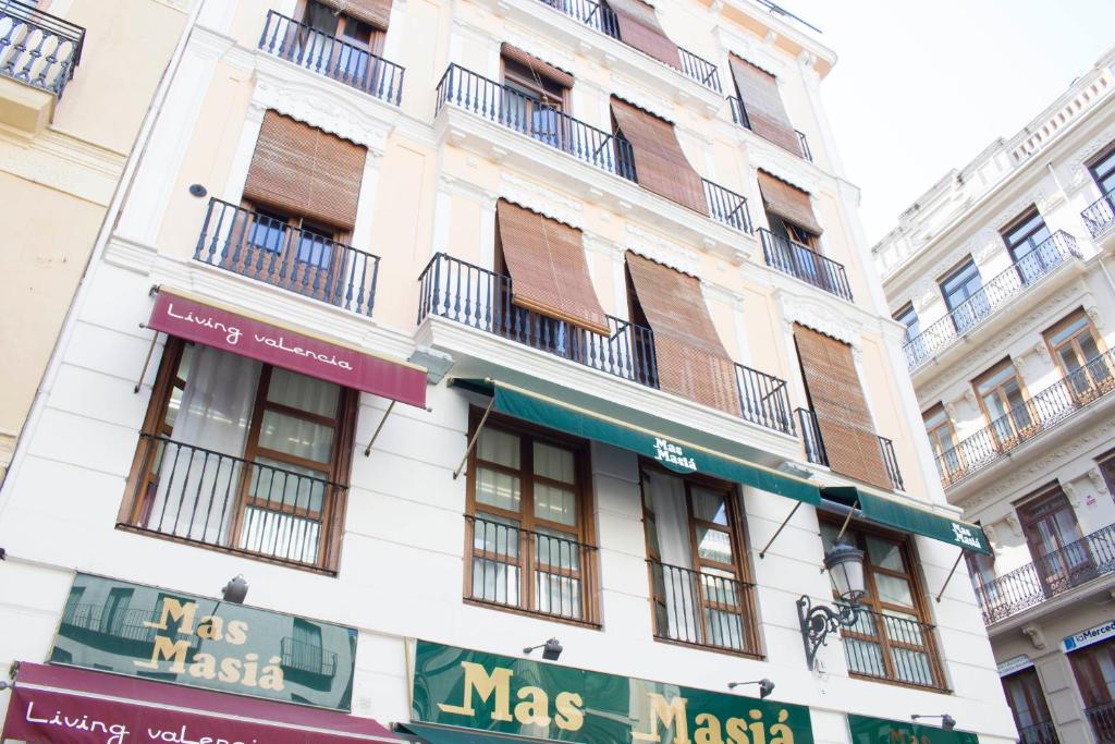 Living Valencia Apartments - Merced, Valencia – Precios ...