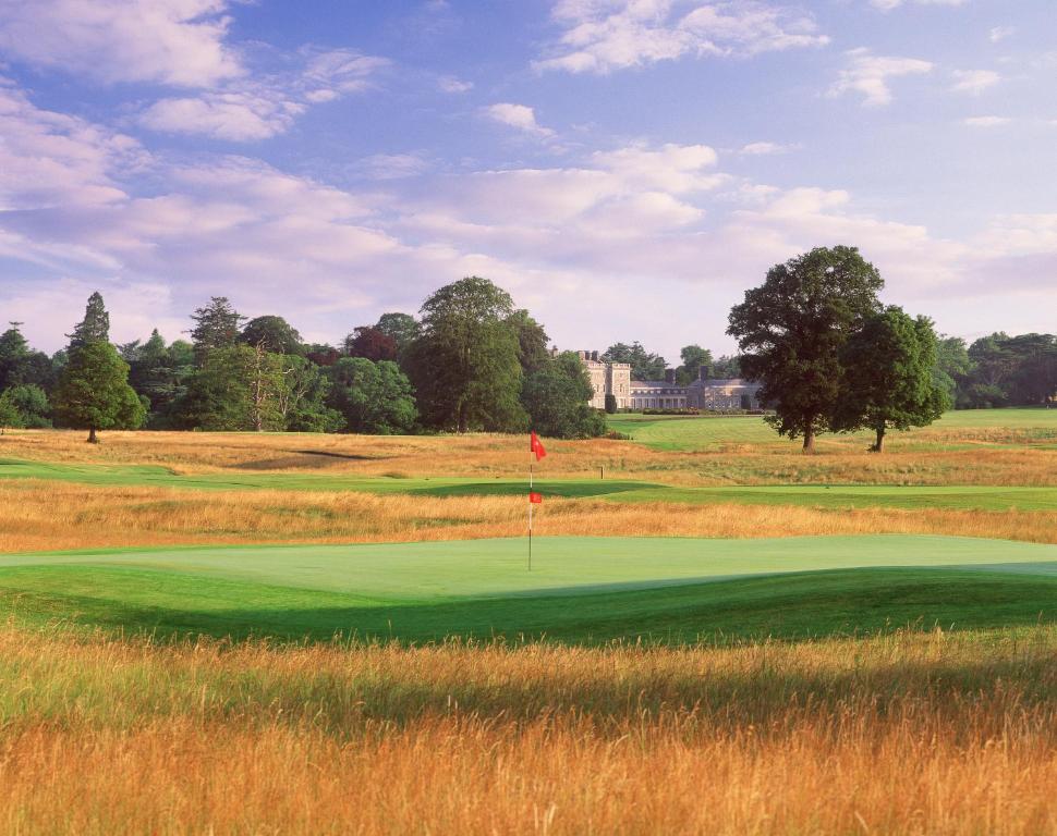 Golf v hotelu nebo okolí