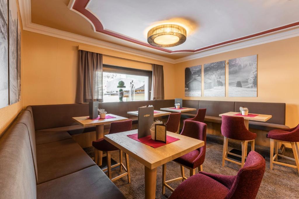 Posezení v ubytování Alpenpark Resort Superior