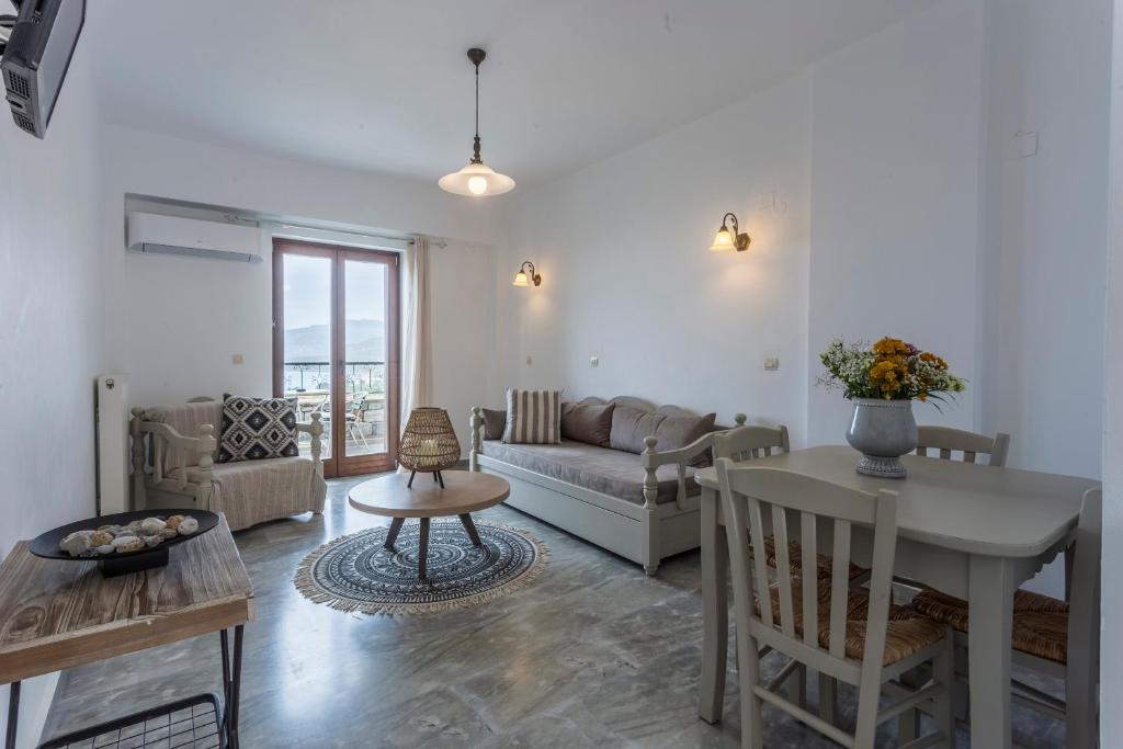 Posezení v ubytování Vardia Hotel