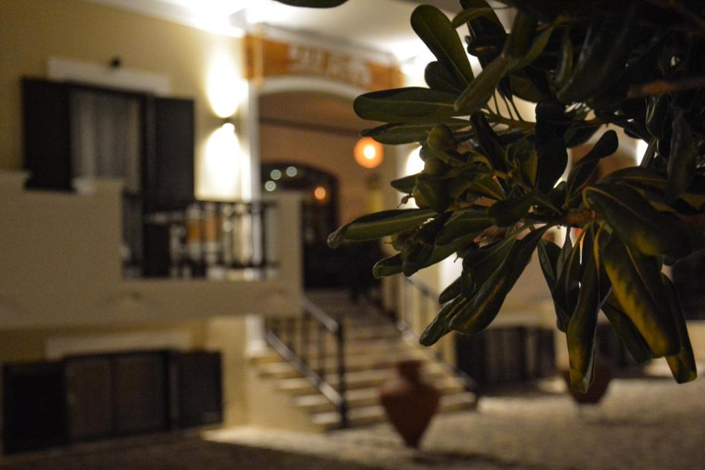 Sunrise Hotel