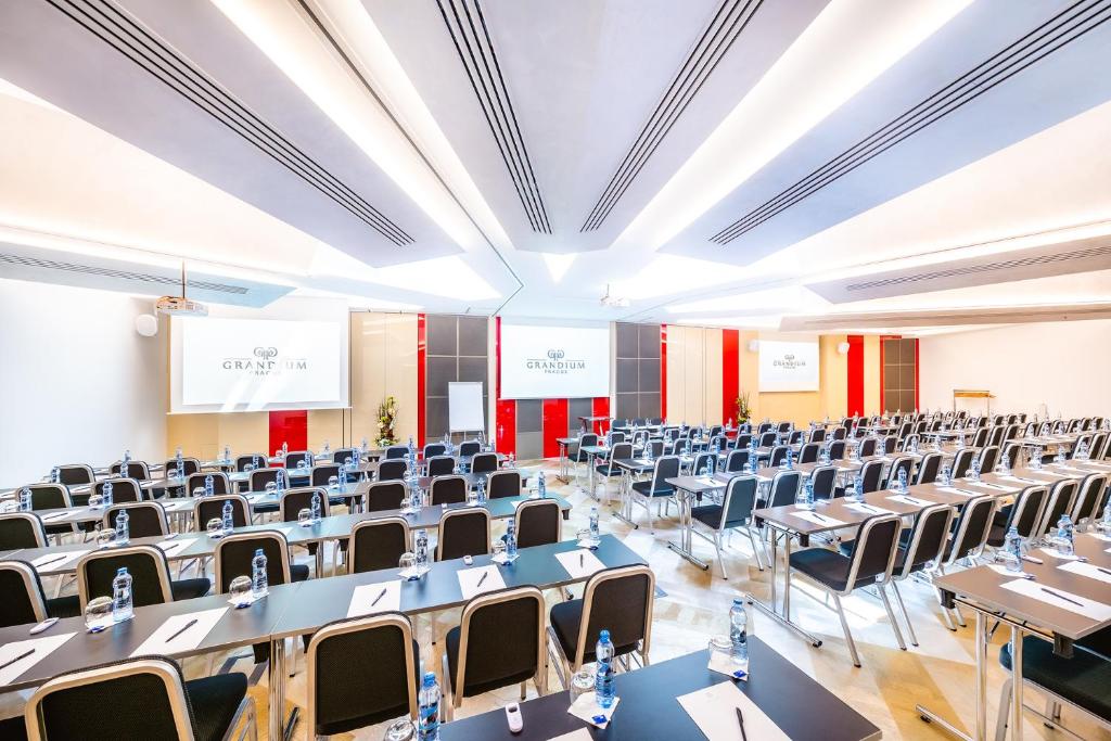 Grandium Hotel Prague - Resim 23