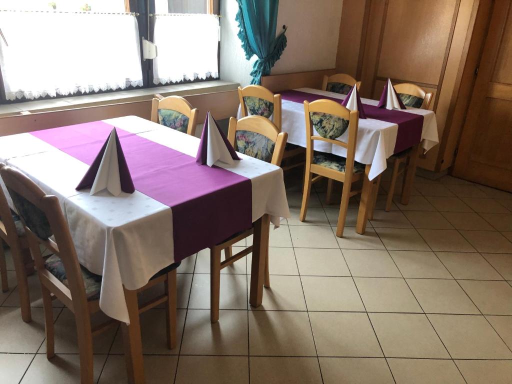 Restaurace v ubytování Prenočišča Rečnik