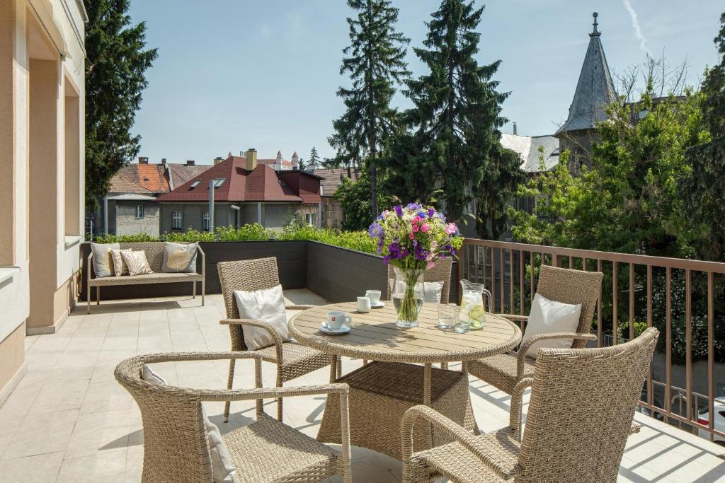 Mamaison Residence Sulekova Bratislava - Resim 25