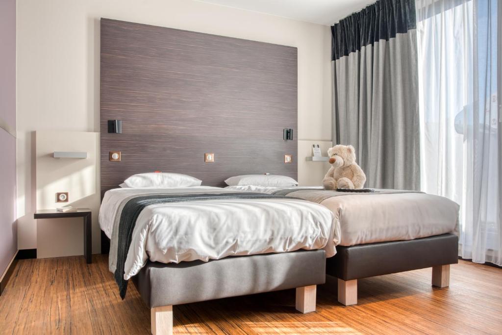 Le Merceny Motel - Twin Room
