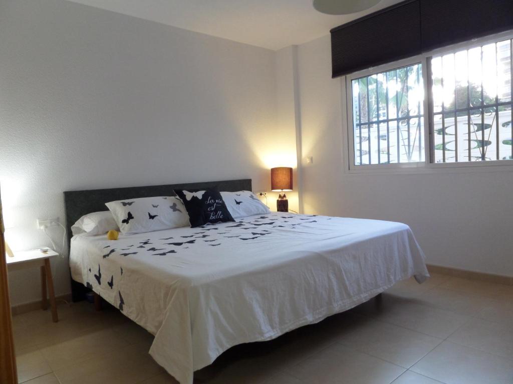 CHALET DE LUJO EN LA PLAYA, Benimagrell – Updated 2023 Prices