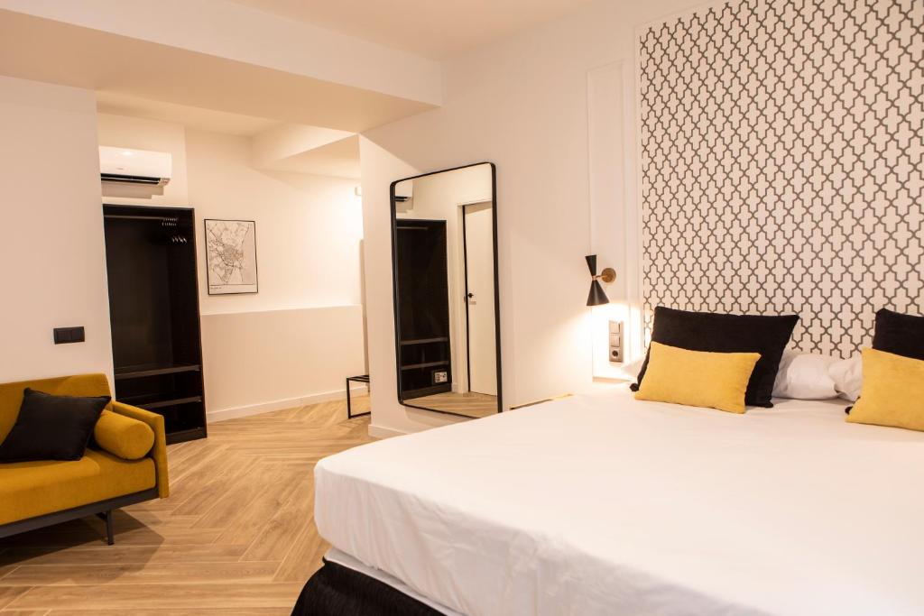 Blanq Comedias, Valencia – Updated 2023 Prices