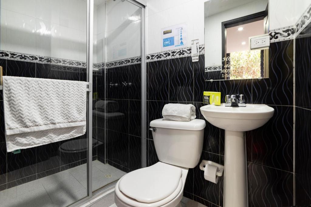 Koupelna v ubytování Hotel Dorado 100