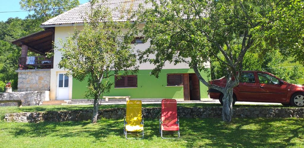 Vonkajšia záhrada v ubytovaní Guesthouse Loncar
