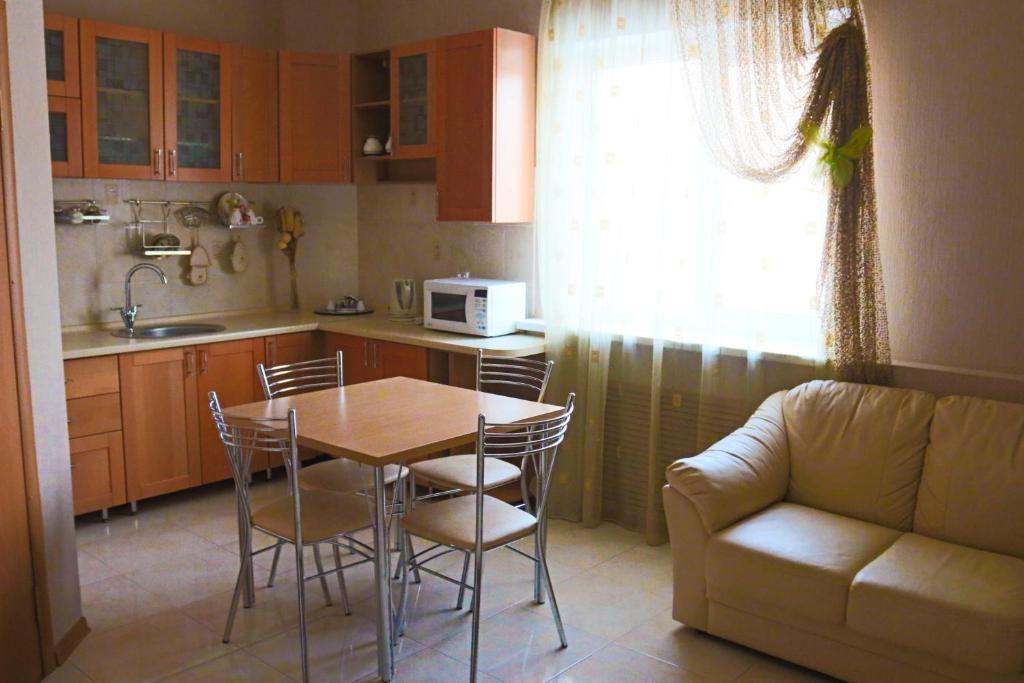 Meridian-Yug Hotel - Suite