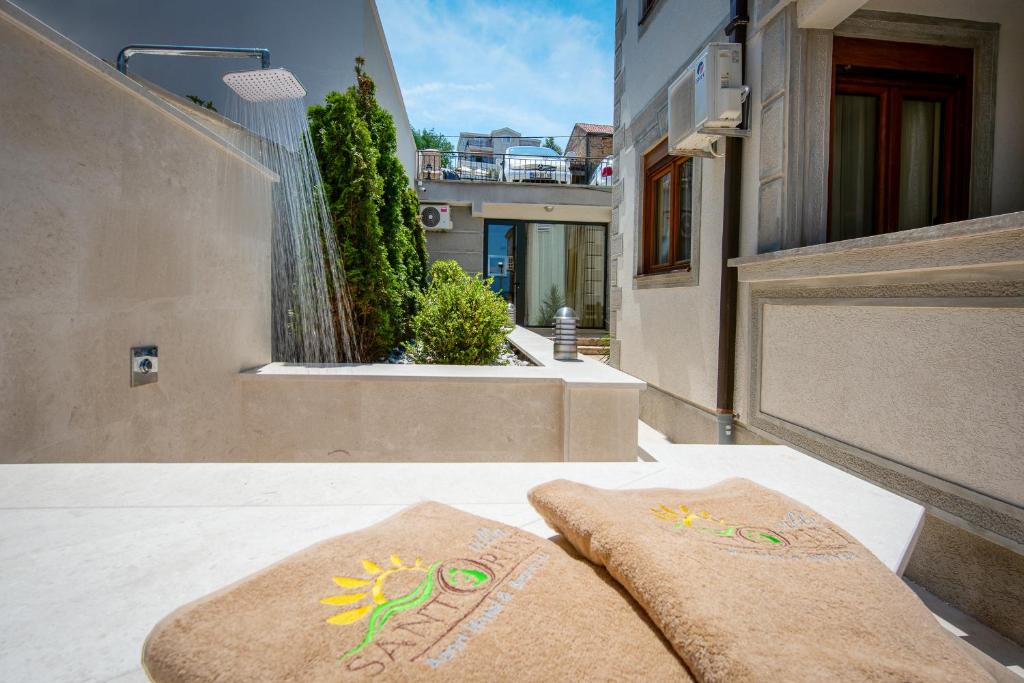 Balkón nebo terasa v ubytování Santorini Apart