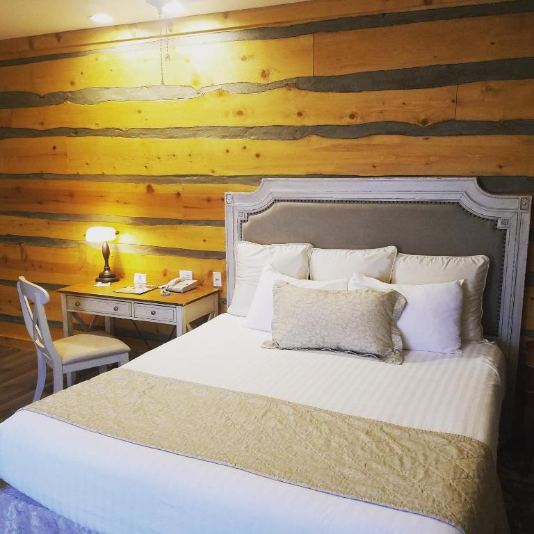 Grass Valley Courtyard Suites - Standard King Room - Accesso Alla Disabilità