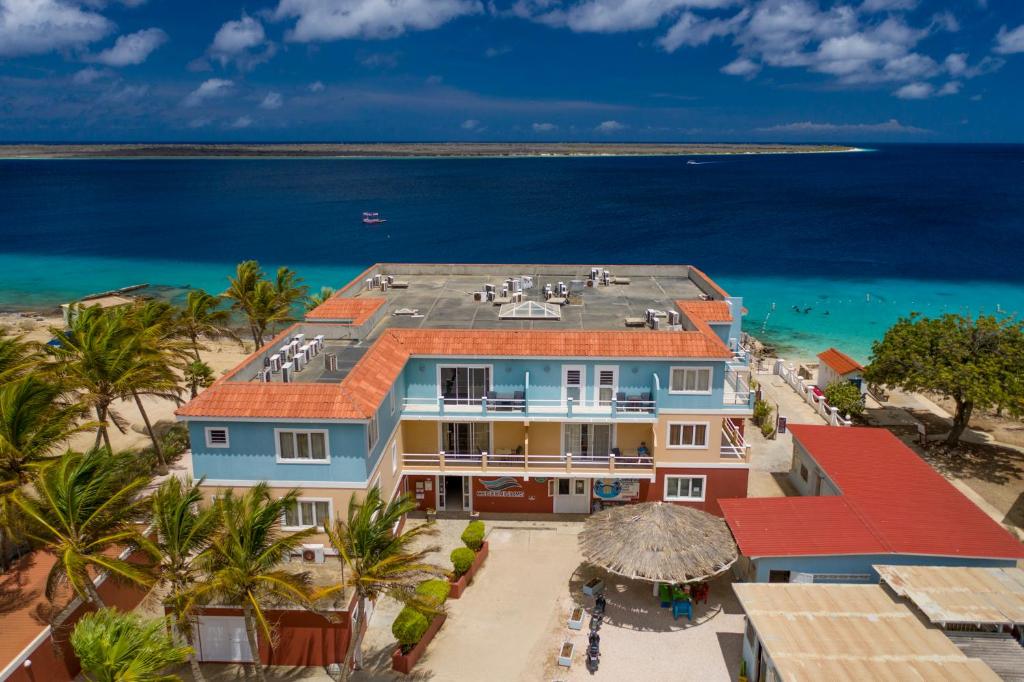 an aerial view of a house on the beach at Luxury Studio Rough Scad at Den Laman in Kralendijk