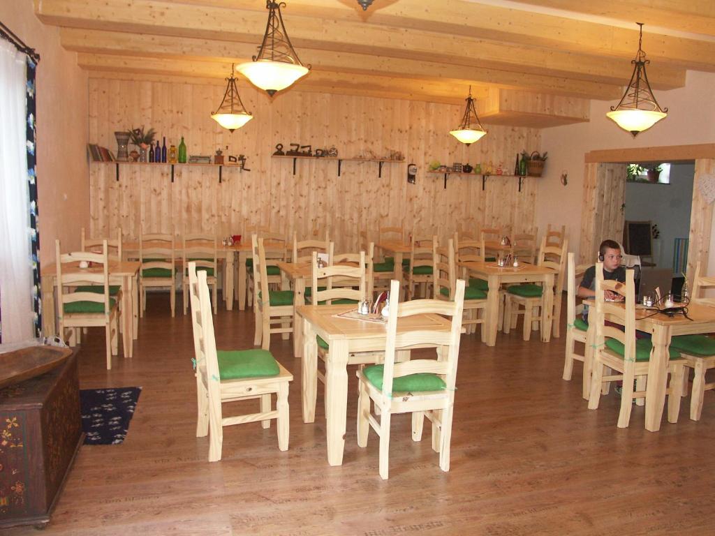 Restaurace v ubytování Penzion Bobešova bouda