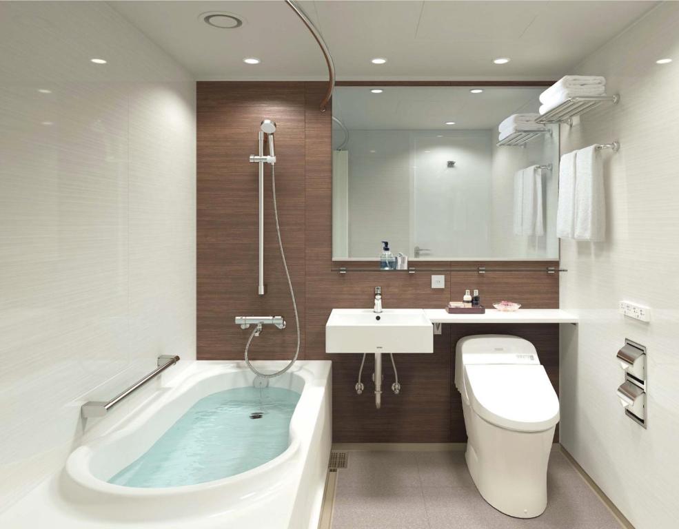 Kamar mandi di Shinjuku City Hotel N.U.T.S Tokyo
