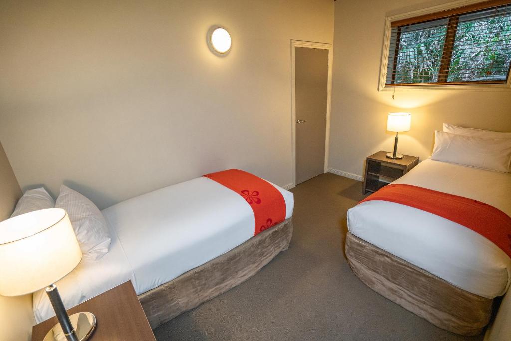 Postel nebo postele na pokoji v ubytování Scenic Hotel Bay of Islands