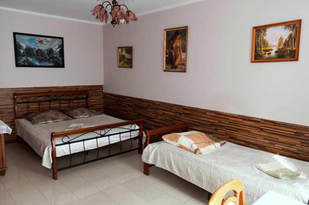 Usługi Hotelarskie Las Vegas - Habitación Cuádruple Clásica