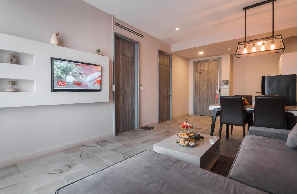 TV a/nebo společenská místnost v ubytování Damrei Residence & Spa