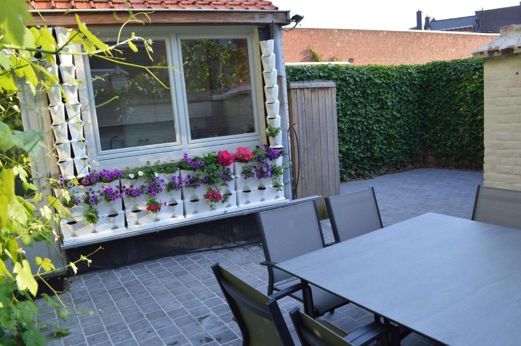 Balkón nebo terasa v ubytování Birdsonghouse