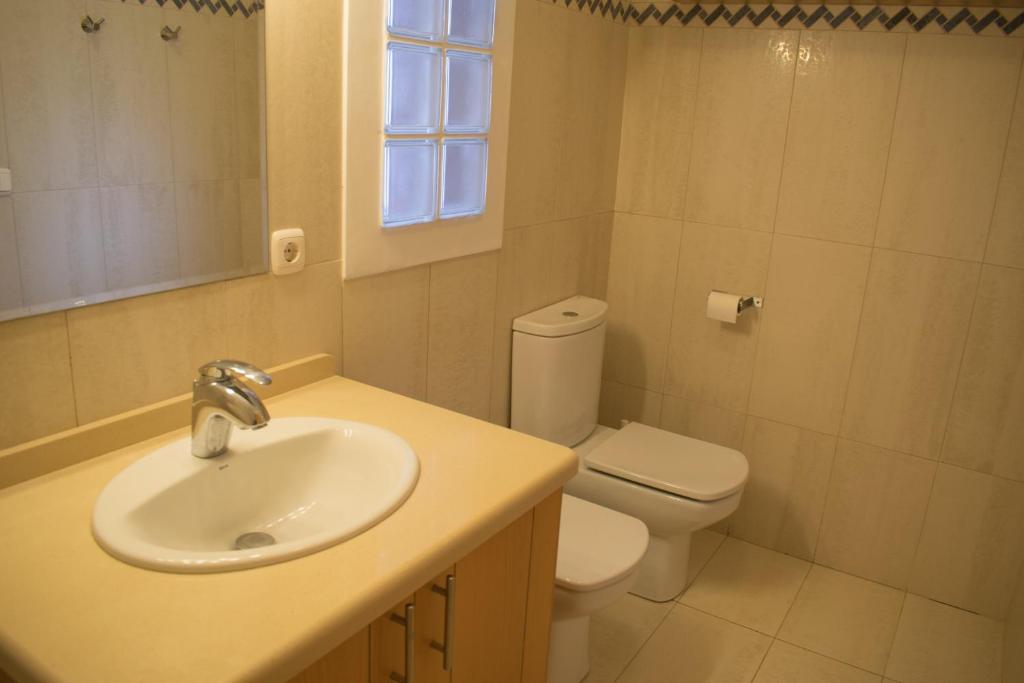 A bathroom at Lajas De Chapin FREE WIFI