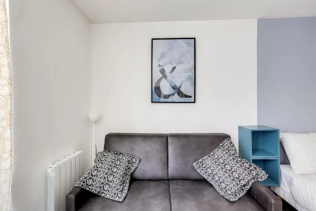 131 Suite Vanves, Paris, Franţa
