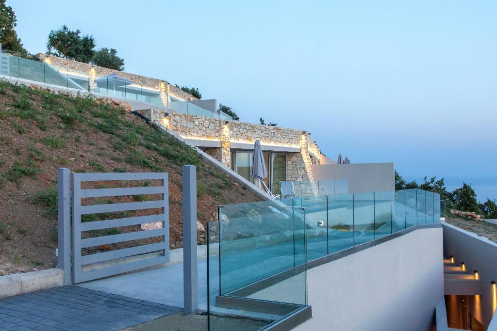 Bazén v ubytovaní SIVOTA SUNSET VILLAS alebo v jeho blízkosti