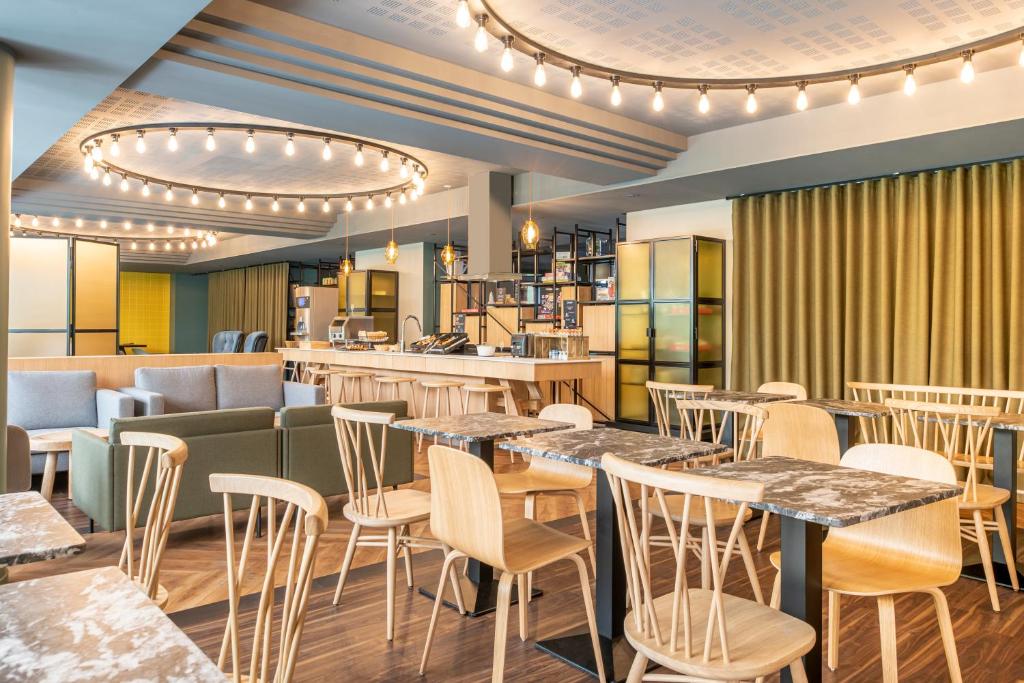 Restaurace v ubytování Aparthotel Adagio Porte de Versailles