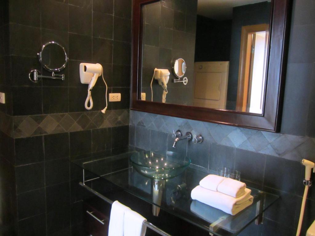 Pacific Place Serviced Apartment - 