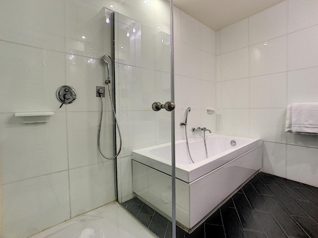 Hotel POZZO DI BORGO - 11