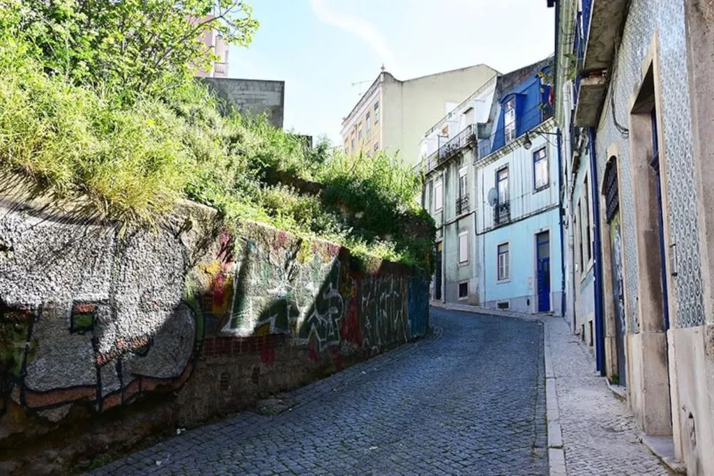 Bombarda Charming Central Apartment, Amadora, Portugal
