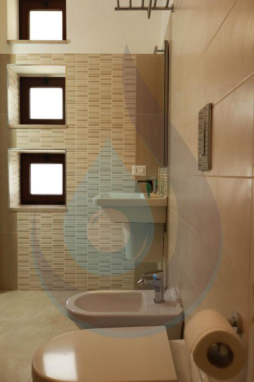 A bathroom at Acqua e Sale Avola