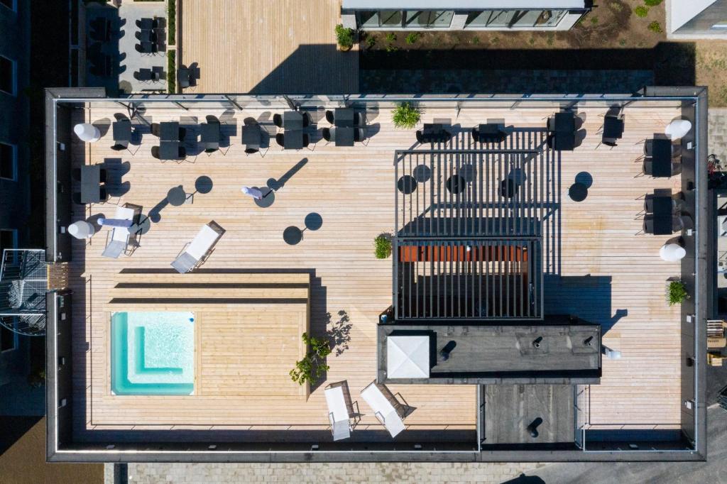 Letecký snímek ubytování First Hotel Kokoloko