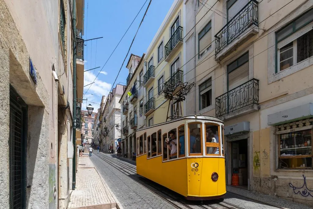 Lisbon Bica Suites Apartments, Amadora, Portugal