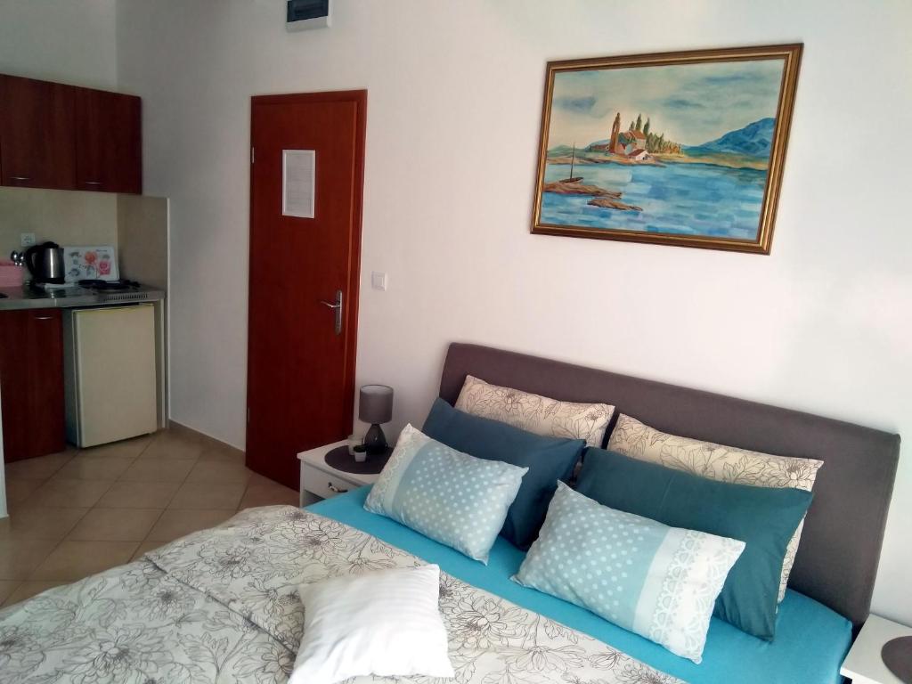 Kuchyň nebo kuchyňský kout v ubytování Apartments Villa Andjela