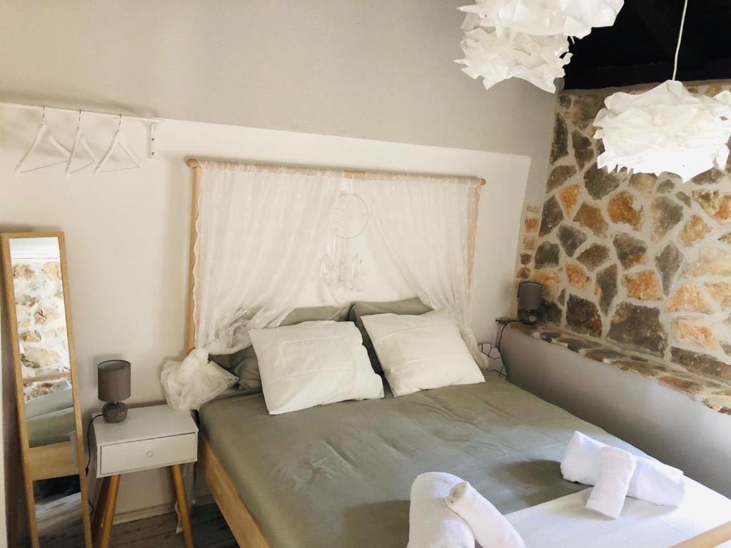 Postel nebo postele na pokoji v ubytování Peasant´s Palace