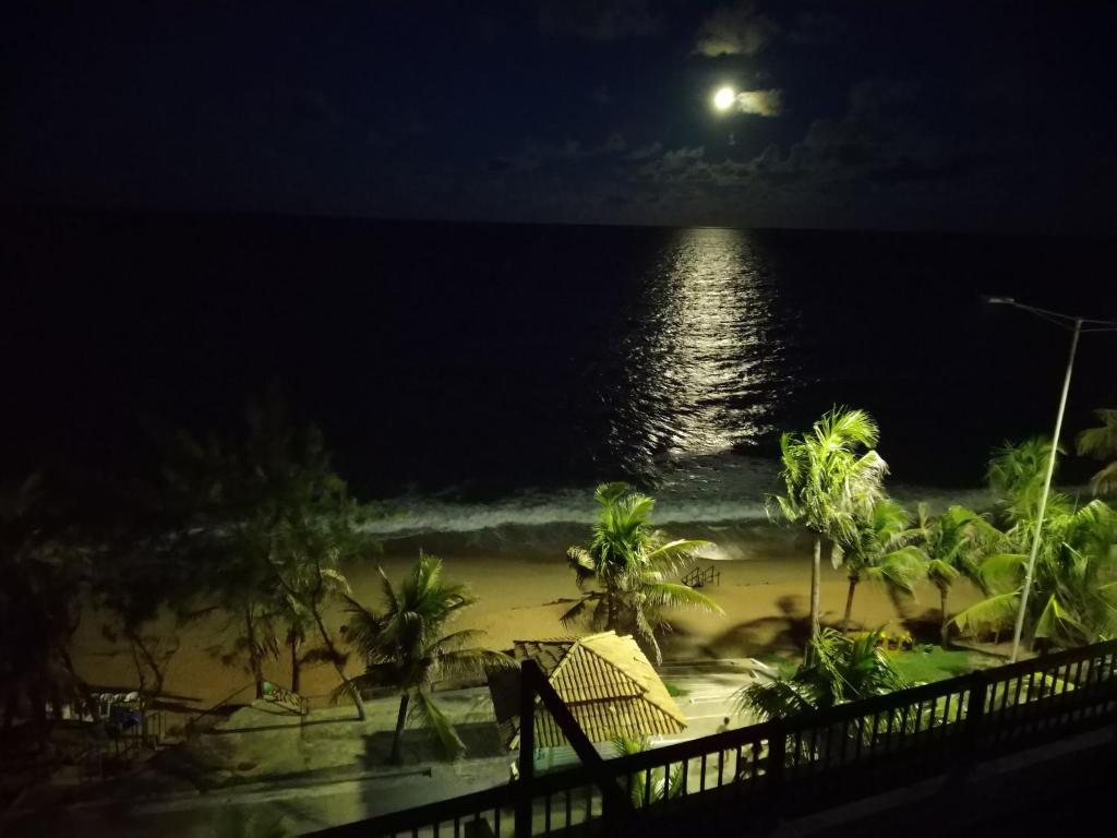  ES - Pé na areia em Ponta Negra