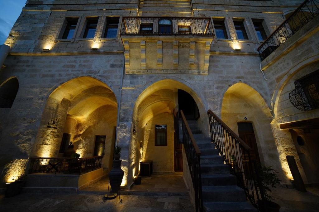 NOSTALJİ CAVE SUİT HOTEL