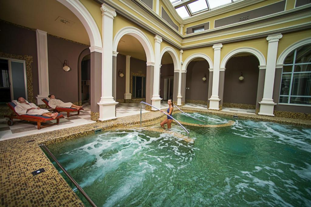 The swimming pool at or close to Bagni Di Pisa Palace & Thermal Spa - The Leading Hotels of the World