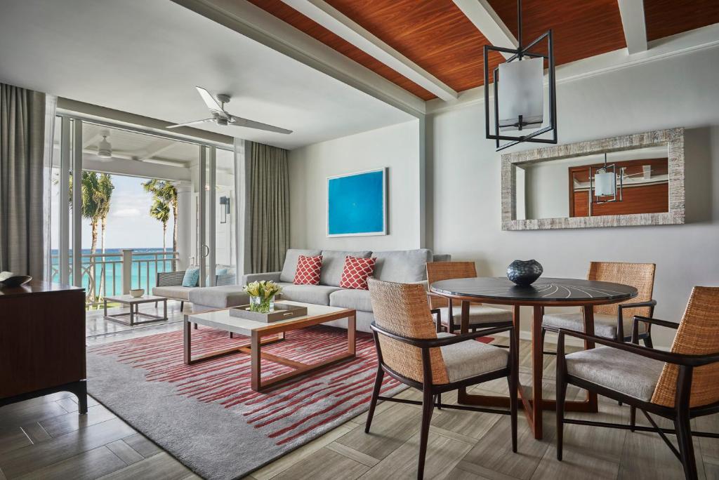 The Ocean Club, A Four Seasons Resort, Bahamas - Suite Ocean View King