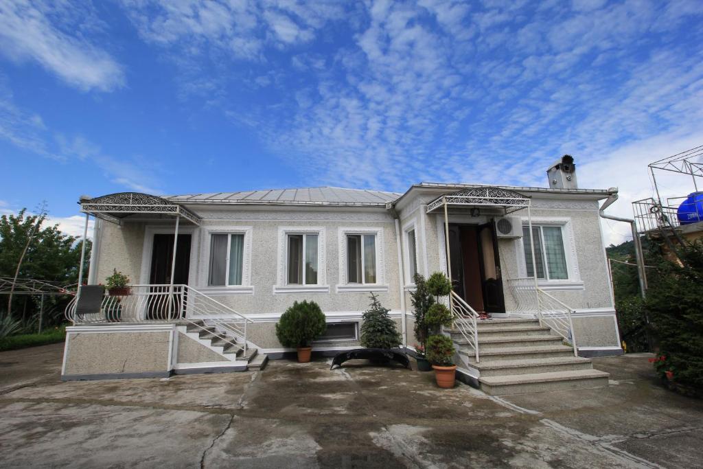 Edifici on està situat l'hostal o pensió