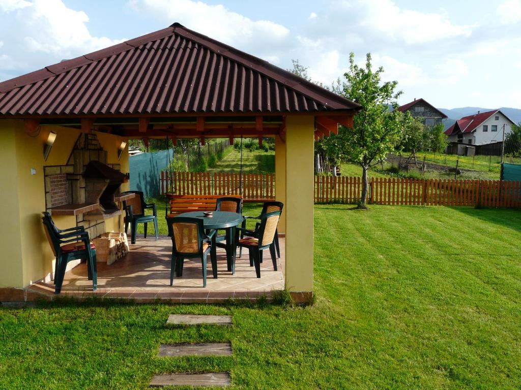 Zahrada ubytování Apartman Elegant