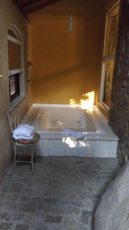 Pousada Quinta dos Pássaros Itaipava - Luxe Tweepersoonskamer Met Bad