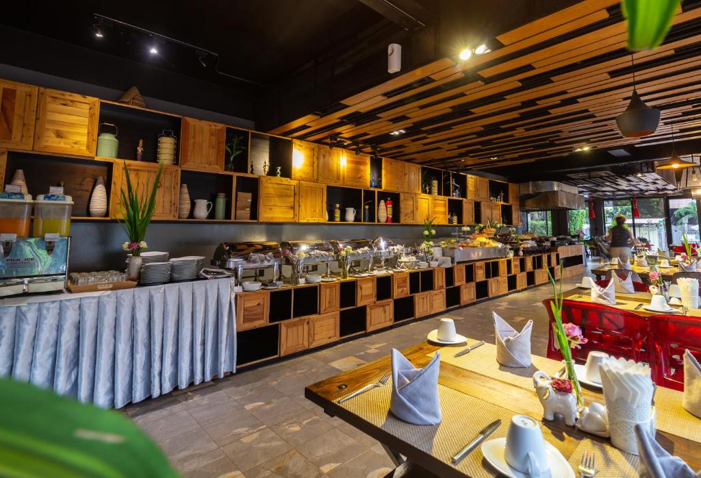 Restaurace v ubytování Damrei Angkor Hotel