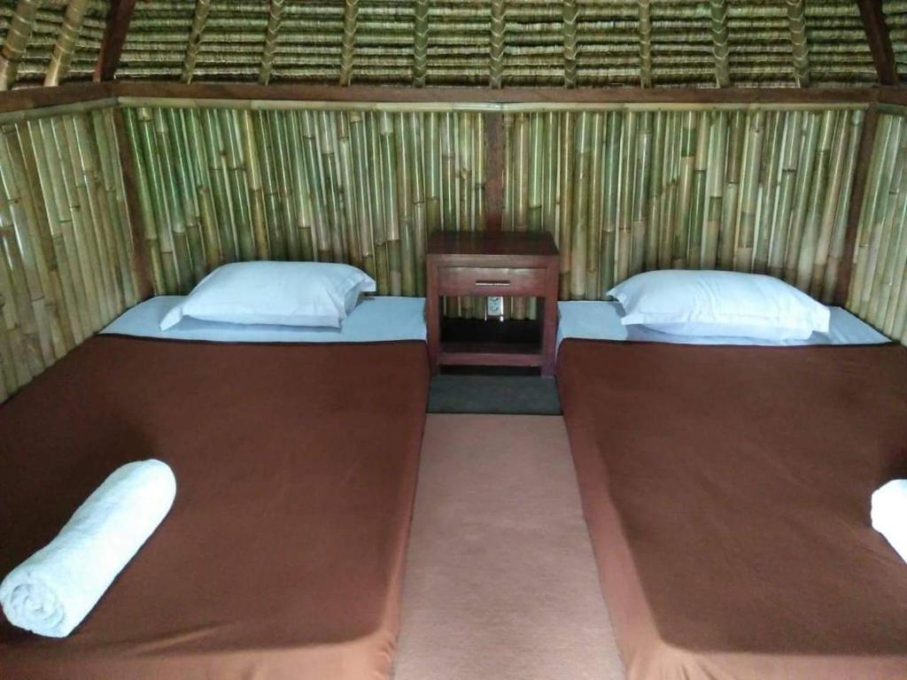 Uma Nirmala Aling-Aling - Habitación Gemela Con Inodoro Compartido