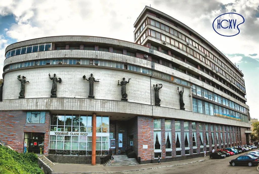 Hotel Tsentralnoho Budynku Khudozhnyka, Kiev, Ukraine
