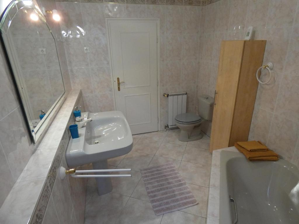 Kúpeľňa v ubytovaní The Boys Apartman