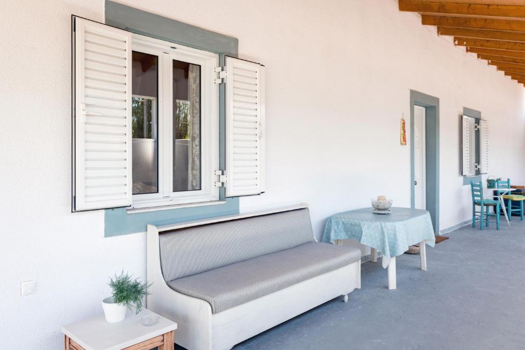 A seating area at Kiko, the Coastline house