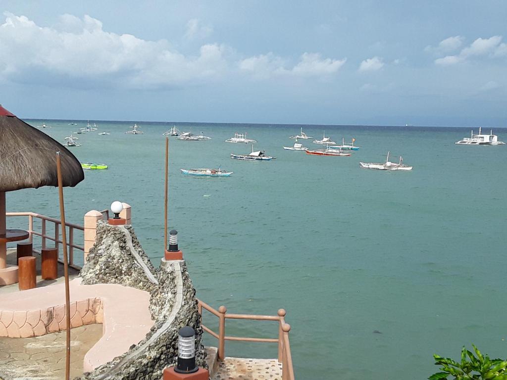 Sunset Vista Sea Front Guest House - Budget Twin Room