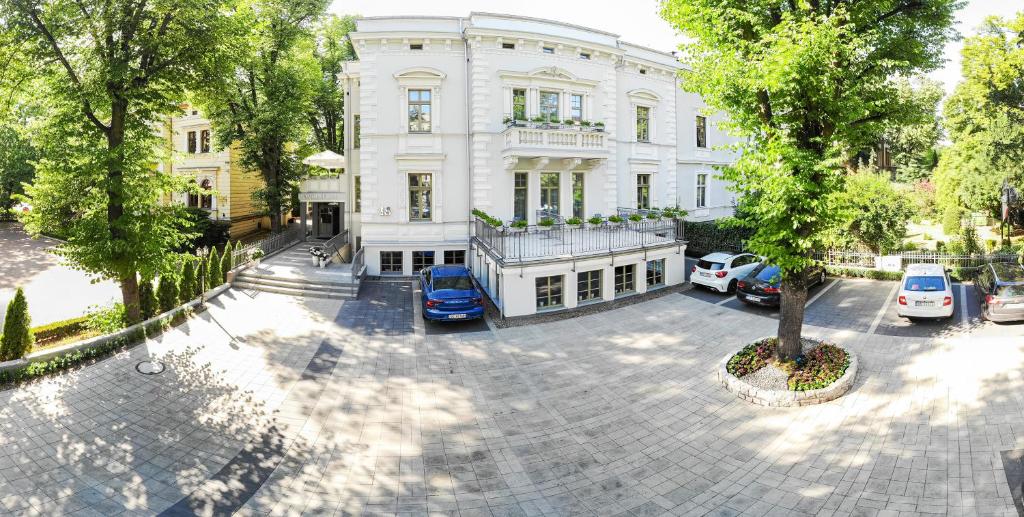 Hotel Willa Flora - Resim 22